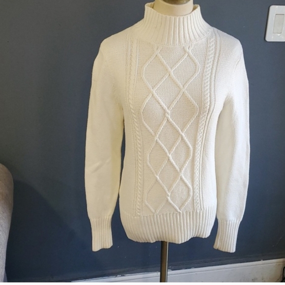 J.crew off white high collar cable knit sweater size s - Picture 16 of 16